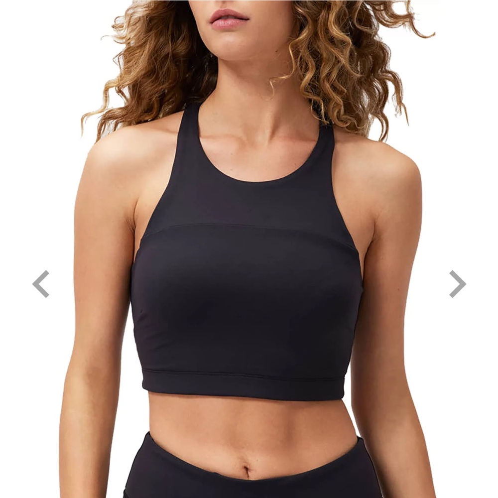 Outdoor Voices Women’s Move Free Crop Tank Black